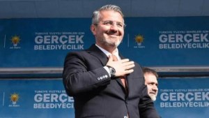 ak_partili_belediye_baskan_adayina_tekme_tokatli_saldiri_1711137387_4258.jpg