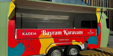 kadem_depremzedelere_bayram_karavaniyla_hizmet_verecek_1712600284_4632.jpg