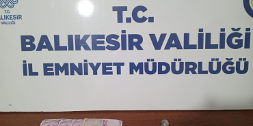 balikesirde_zehir_tacirleri_yakalandi_1716120699_7134.jpg