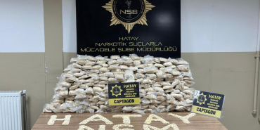 hatayda_820_bin_uyusturucu_hap_ele_gecirildi_2_sahis_tutuklandi_1715953789_2884.jpg