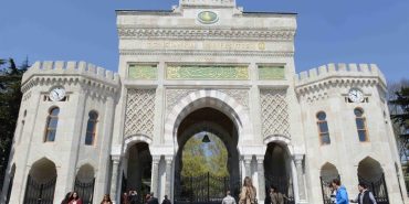 İstanbul Üniversitesi