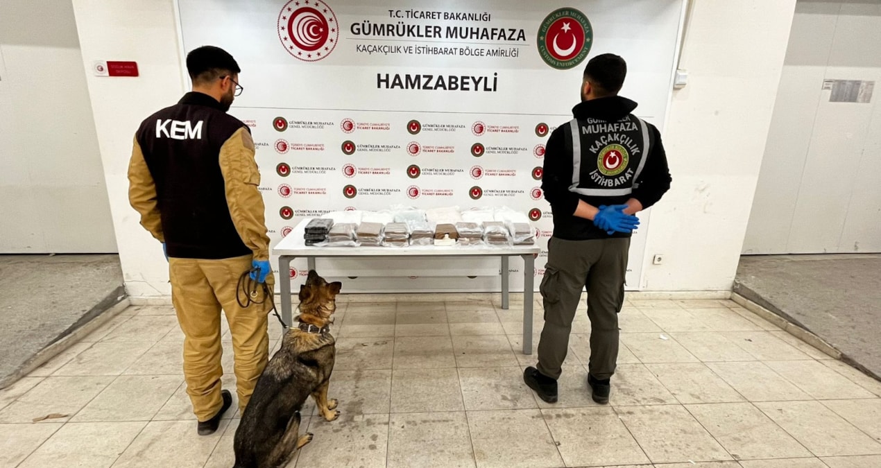 hamzabeyligumrukkapisinda103milyon392494108849jpg-EBr1-d9AykKf1keL5begOA.jpg