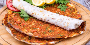 lahmacun431574079575jpg-aw1Kt07-z0igkFnWUq34BQ.jpg