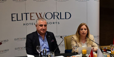 1740563389_EliteWorldCEOsu_Orkun_Petek__i_ve_Sat__s_ve_Pazarlamadan_Sorumlu_Y__n._Kur.___yesi_Emel_Elik_Bezaroglu