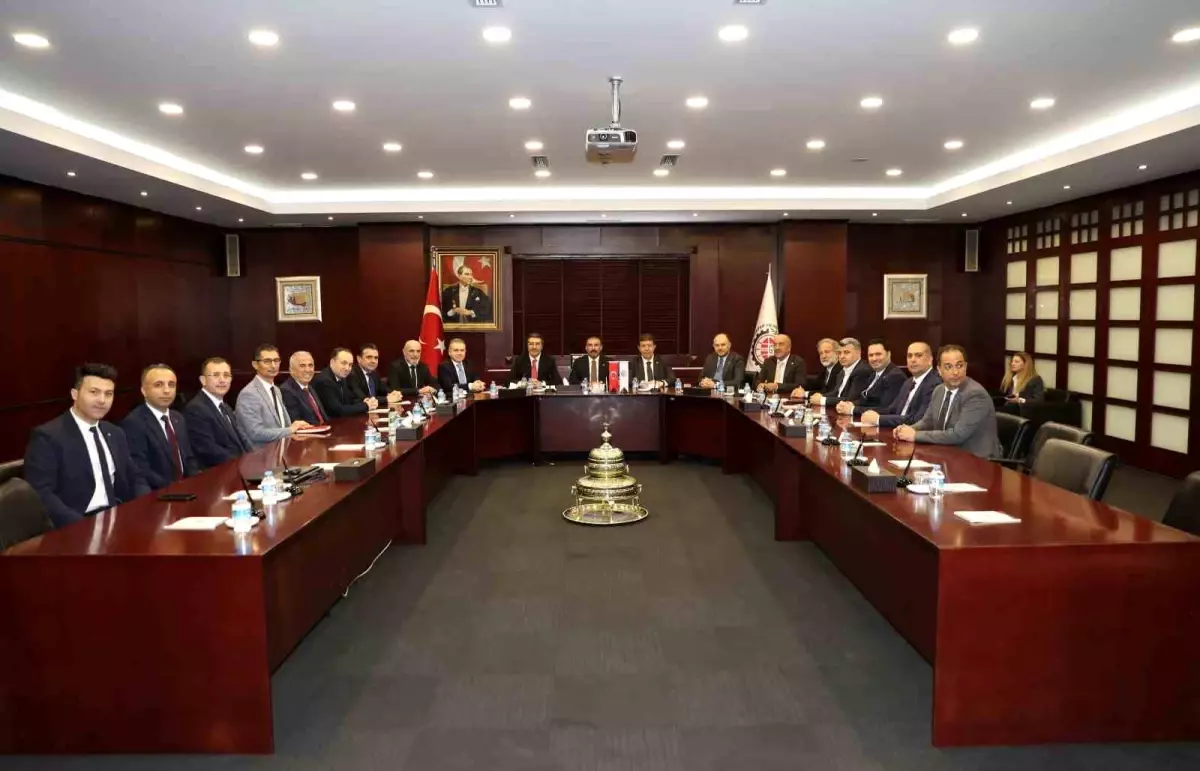 ziraat-bankasi-genel-mudurunden-gto-ya-ziyare-18462704_amp.jpg