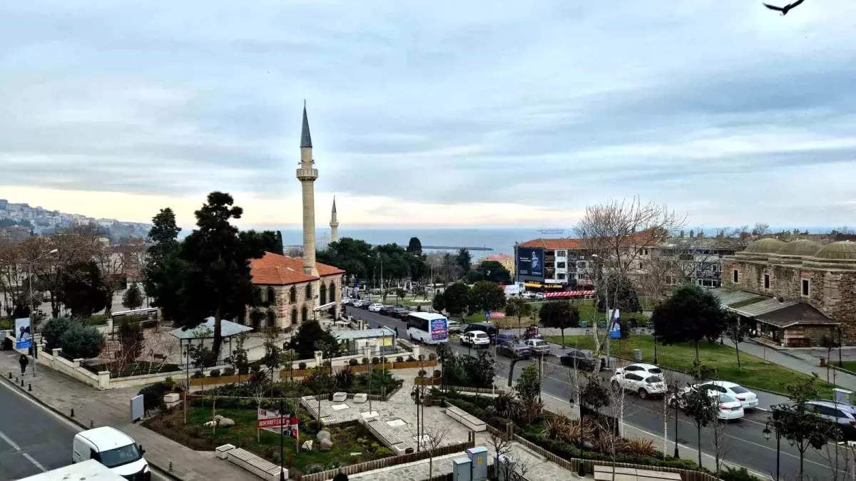 tekirdag-da-mart-ayinda-2-bin-737-konut-satil-18517851_amp.jpg
