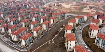 dar-gelirliye-buyuk-mujde-500-bin-sosyal-konut-18896094_9287_amp.jpg