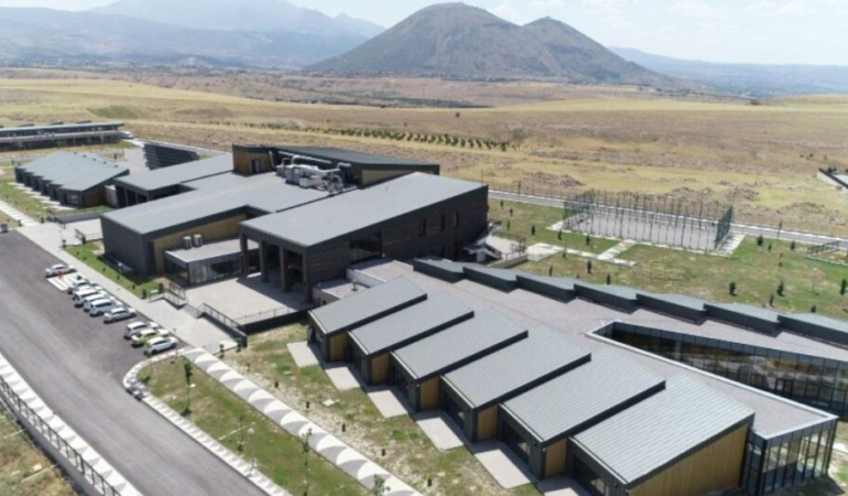 1758005587_1756281215_Kayseri___Zenit_Kamp__s___1024x531