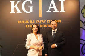 Özlem Kurt-Emrullah Saruhan