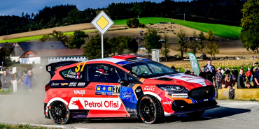 Team_Petrol_Ofisi_Orta_Avrupa_Rallisi_1