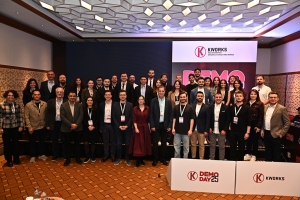 1764667366_demoday_toplu_foto