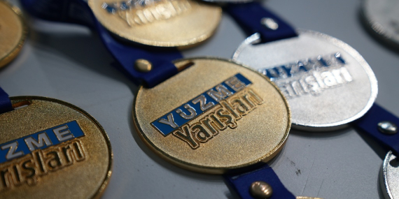 İstanbul’da Rekor Katılımlı Yüzme Şöleni