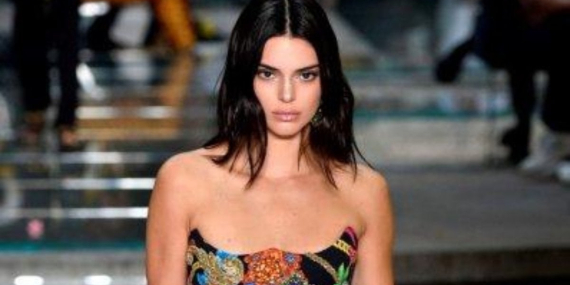 Kendall Jenner’dan ‘Kürk Mantolu Madonna’ Paylaşımı!