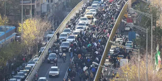 Tahran’da Ekonomik İsyan