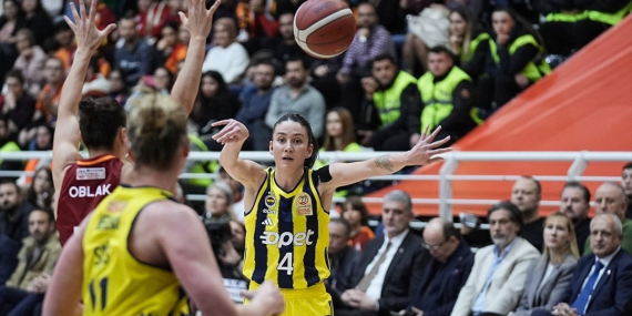 Fenerbahçe, Galatasaray’ı 86-66 ile geçti!