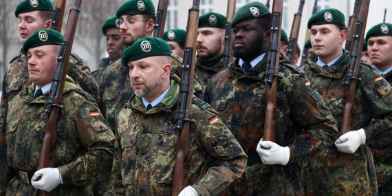 Alman Ordusu’ndan Gençlere Askerlik Mektubu