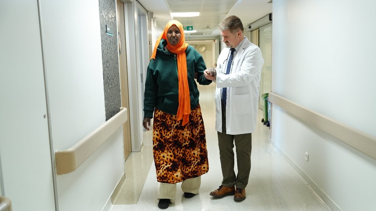 Felçli Kadın, Robotik Rehabilitasyonla Yürümeye Başladı!