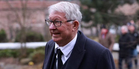 Ferguson Maç Öncesi Hastaneye Kaldırıldı!